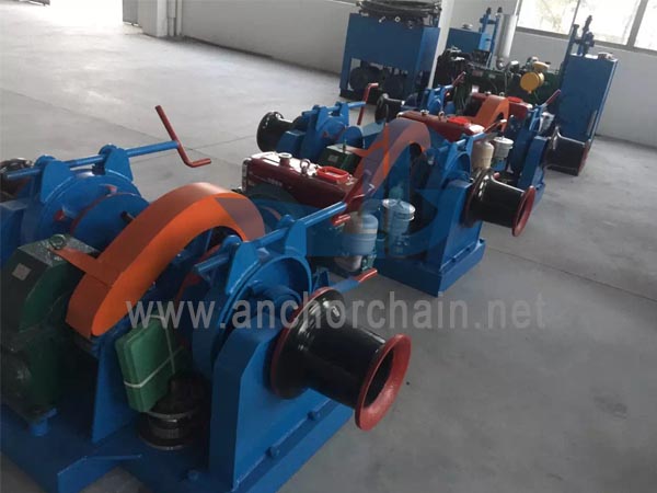 Dobleng Uri ng Diesel Windlass